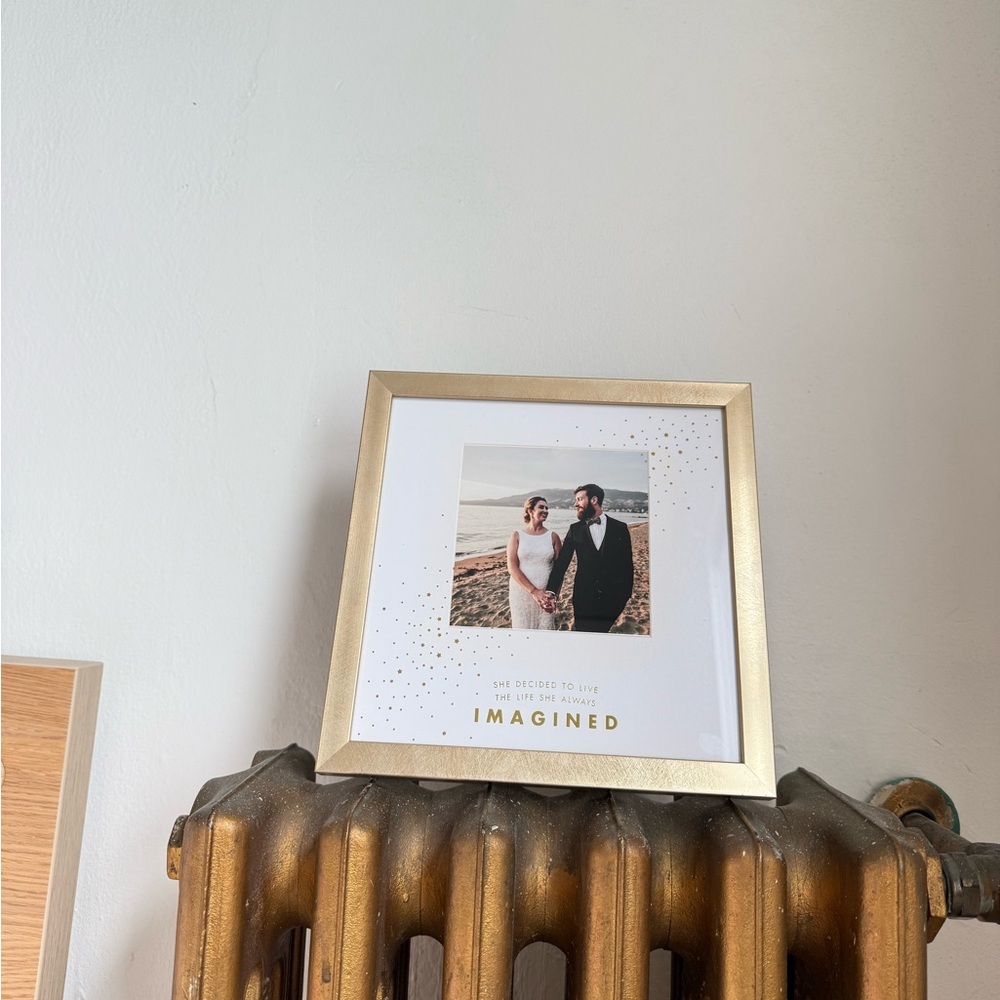 Gold Square Photo Frame - Paper Destiny - Picture 2 of 6